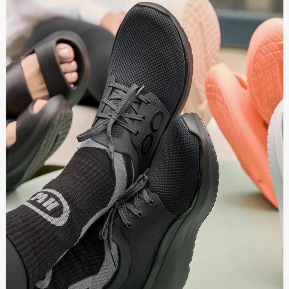 OOFOS Womens Oomy Stride Black Women’s size 7 - Picture 2 of 15